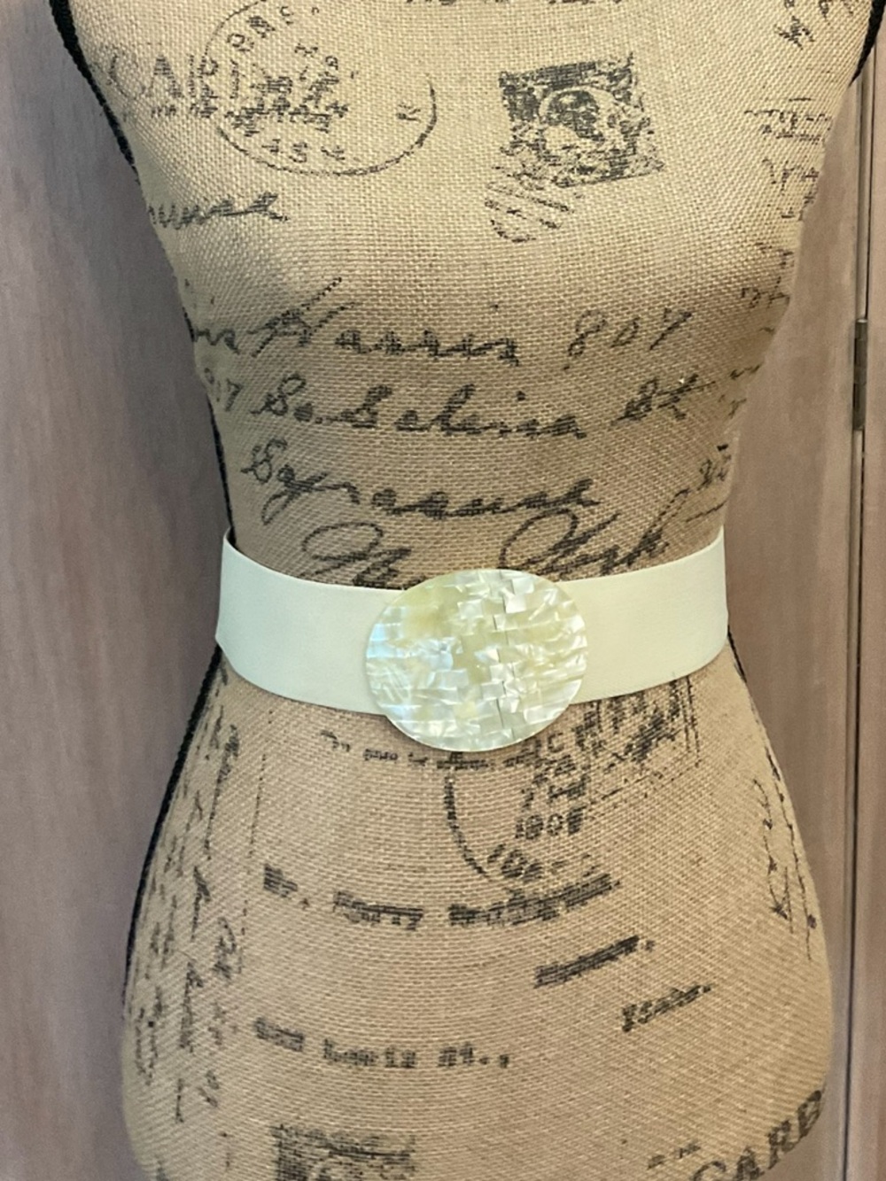 Vintage Ivory Lucite Shell Pearl Buckle Stretch Belt Neutral Elastic Waist 90s